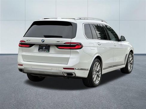 Certified 2024 BMW X7 xDrive40i w/ Executive Package image 7