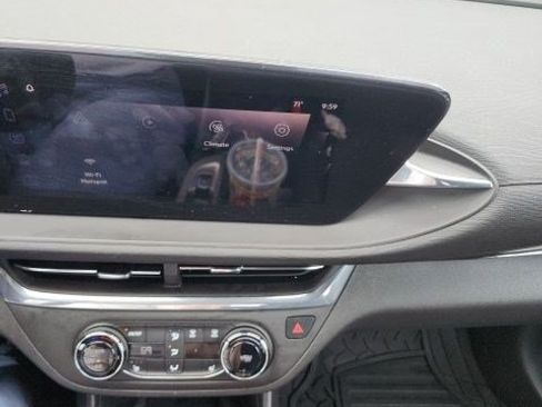Used 2024 Buick Envista Preferred w/ Convenience I Package FWD image 30