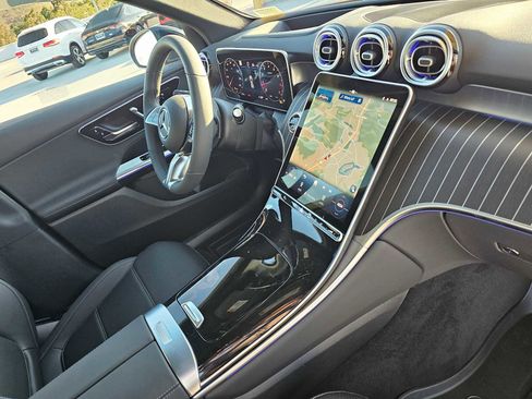 New 2026 Mercedes-Benz GLC 300 4MATIC image 11