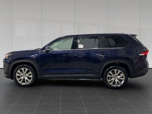 New 2026 Toyota Grand Highlander Limited image 2