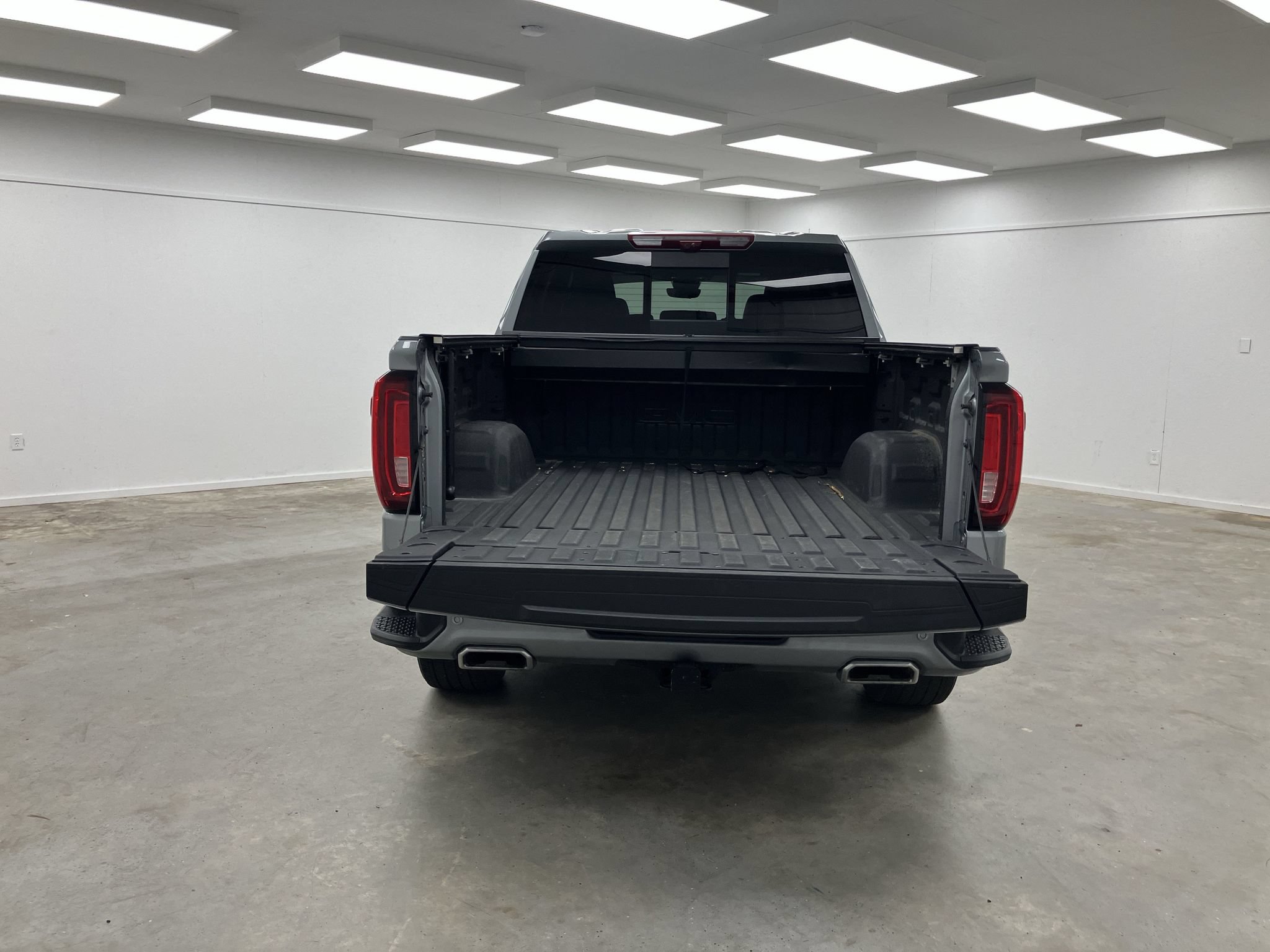 Used 2025 GMC Sierra 1500 Denali w/ Denali Reserve Package AWD/4WD image 20