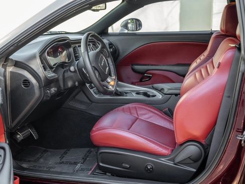 Used 2022 Dodge Challenger SRT Hellcat w/ Plus Package image 5