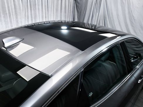 Used 2024 Toyota Crown AWD/4WD image 78