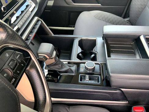 Used 2024 Toyota Tundra SR5 AWD/4WD image 17