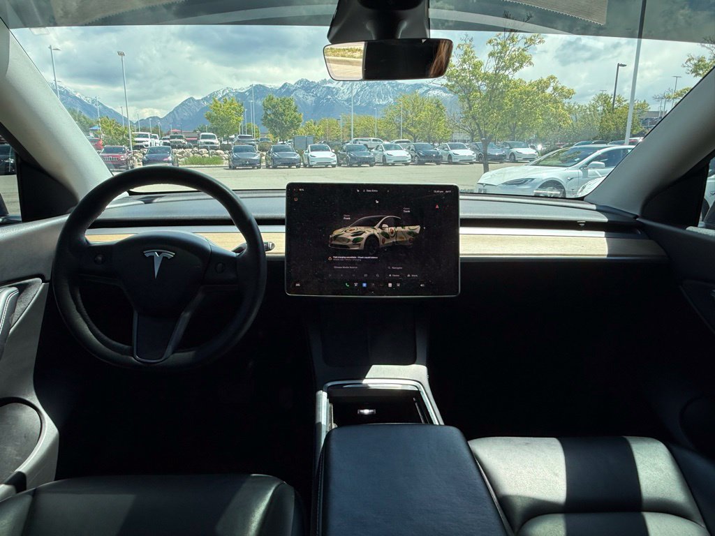 Used 2022 Tesla Model Y Long Range AWD/4WD image 20