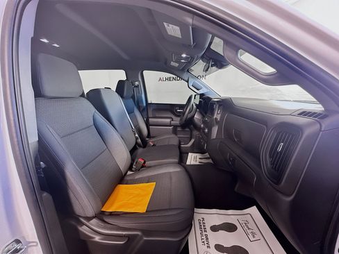Used 2023 Chevrolet Silverado 1500 Custom image 27