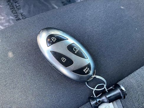 Used 2025 Hyundai Sonata SEL FWD image 27