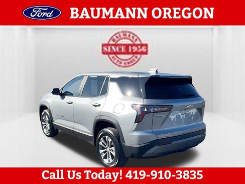 Used 2025 Chevrolet Equinox LT FWD image 8