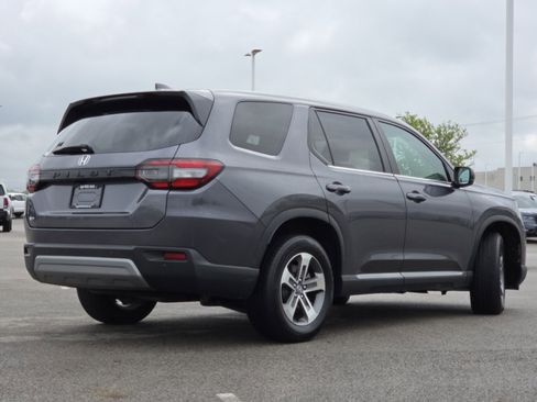 Used 2024 Honda Pilot EX-L image 17