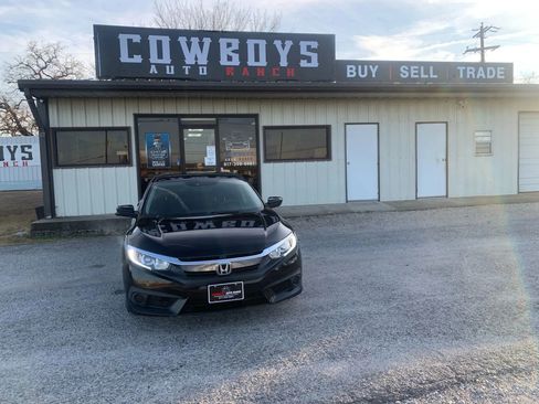 Used 2017 Honda Civic EX image 7