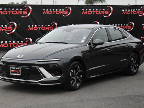 Used 2024 Hyundai Sonata SEL image 3