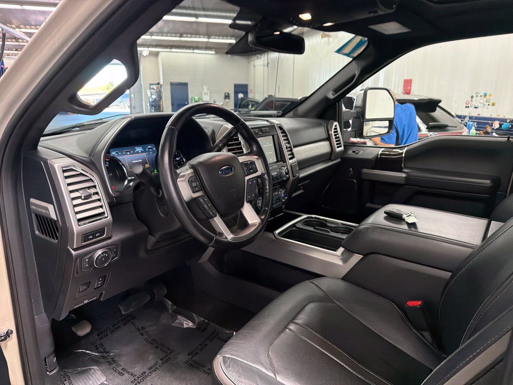 Used 2017 Ford F350 Platinum w/ FX4 Off-Road Package AWD/4WD image 20
