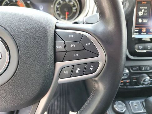 Certified 2021 Jeep Cherokee High Altitude AWD/4WD image 31