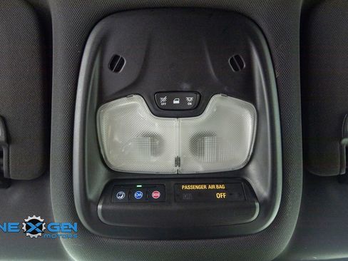 Used 2023 Chevrolet TrailBlazer RS FWD image 19