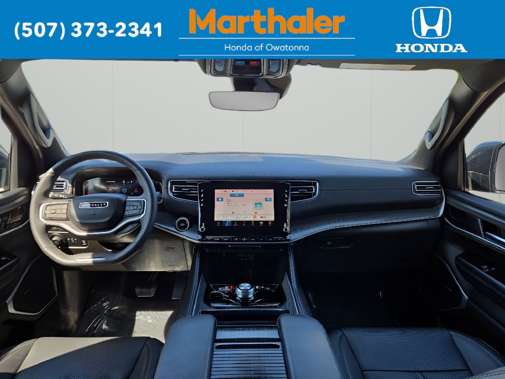 Used 2024 Jeep Wagoneer Series II w/ Flexible Seating Group AWD/4WD image 23
