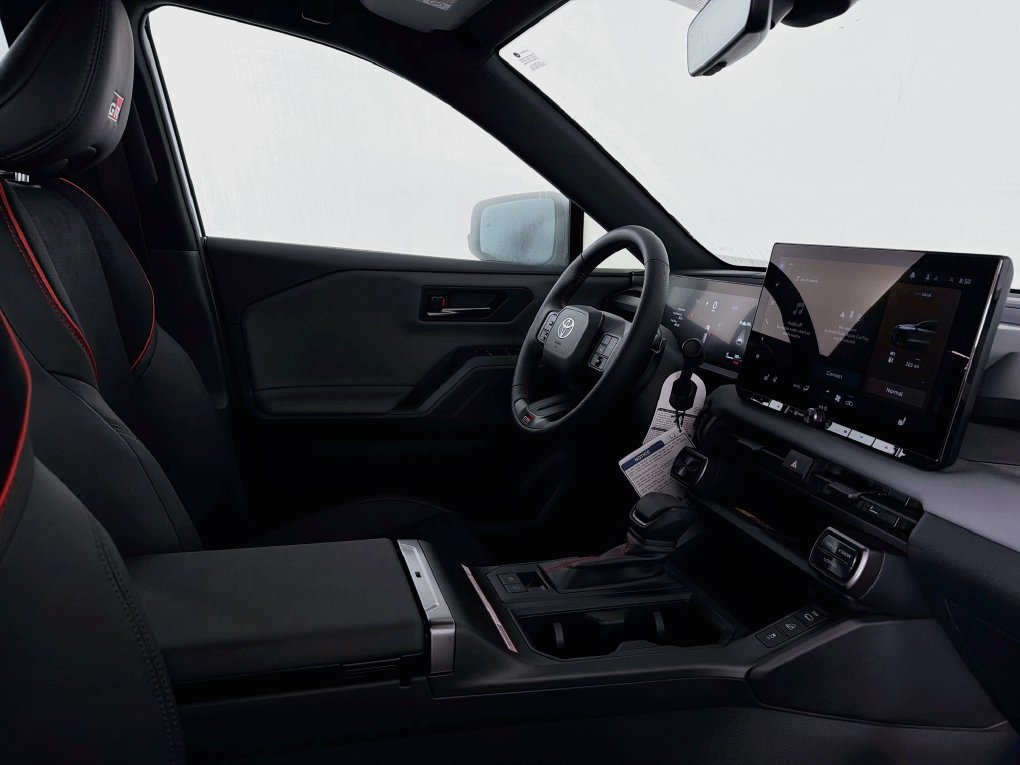 New 2026 Toyota RAV4 AWD Plug-in Hybrid image 33