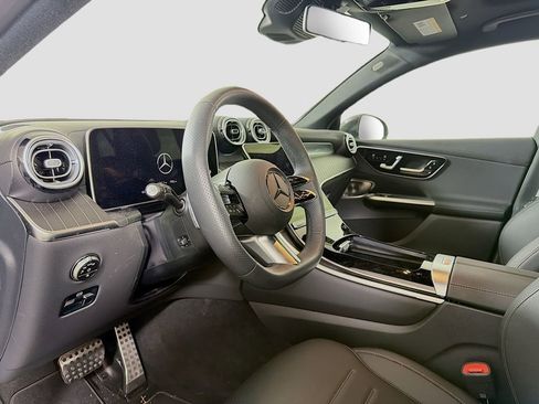 Used 2026 Mercedes-Benz GLC 300 4MATIC image 10