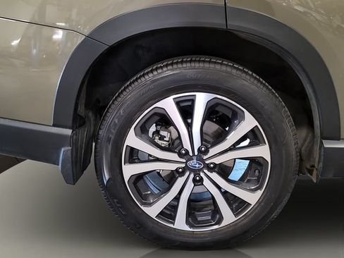 Used 2023 Subaru Forester Limited AWD/4WD image 12