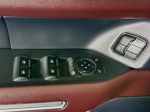 Used 2024 Ford Expedition Max Limited RWD image 24