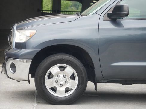 Used 2010 Toyota Tundra 4x4 Double Cab image 32