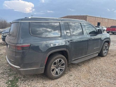 Used 2022 Jeep Wagoneer Series III w/ Convenience Group I image 4