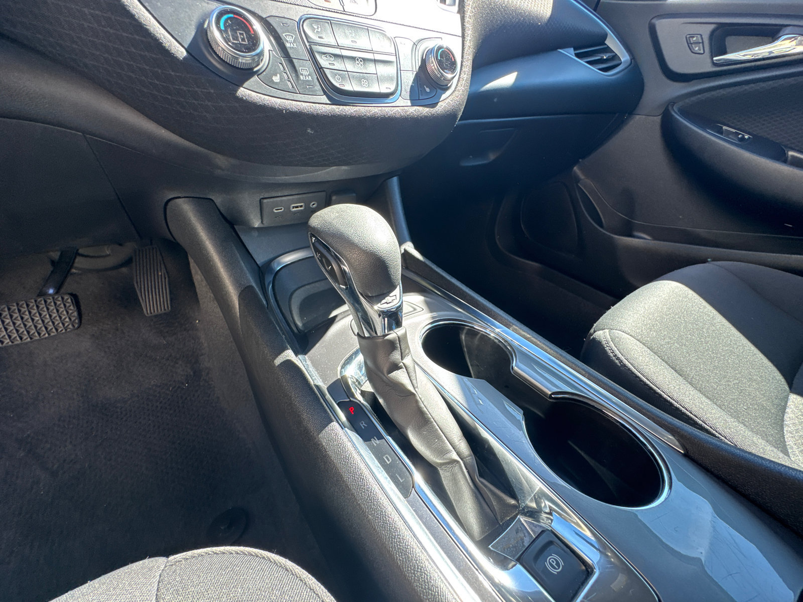 Used 2025 Chevrolet Malibu LT FWD image 29
