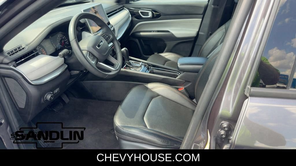 Used 2024 Jeep Compass Limited AWD/4WD image 10