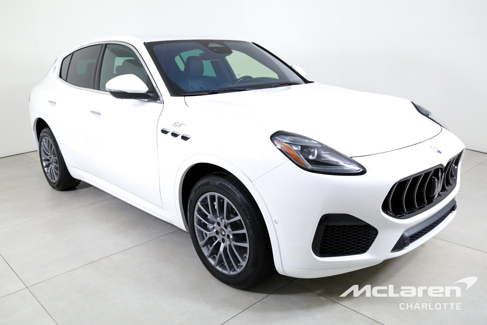 Used 2024 Maserati Grecale GT AWD/4WD image 3
