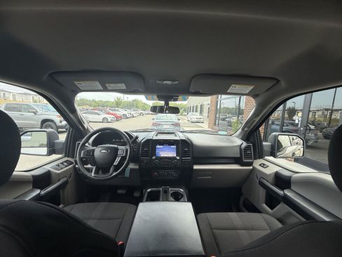 Used 2019 Ford F150 XL w/ Equipment Group 101A Mid AWD/4WD image 16