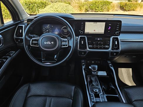 Used 2023 Kia Sorento SX FWD image 25
