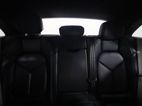 Used 2024 Porsche Macan S image 16