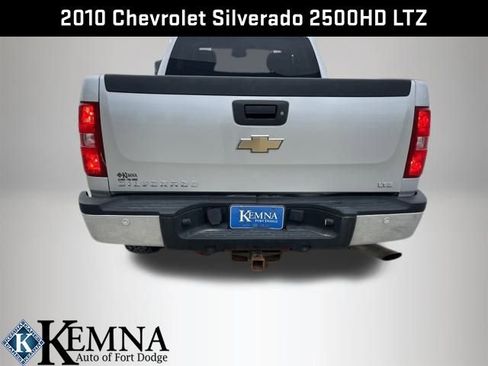 Used 2010 Chevrolet Silverado 2500 LTZ w/ Convenience Package image 5