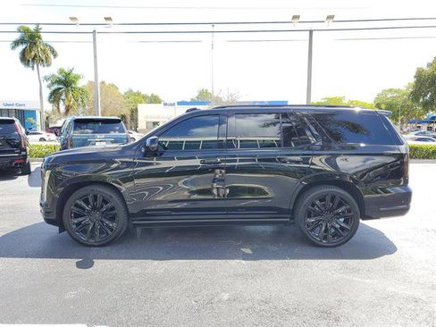 Used 2026 Cadillac Escalade Sport w/ LPO, ONYX Package image 2