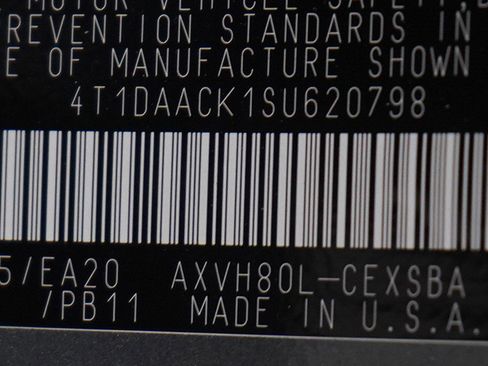 Used 2025 Toyota Camry SE image 27