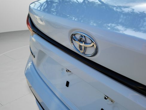 Used 2022 Toyota Corolla LE FWD image 8