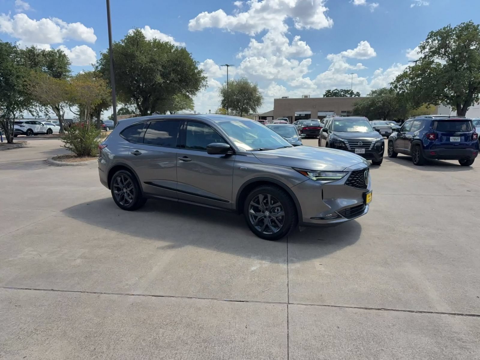 Used 2023 Acura MDX A-Spec AWD/4WD image 2