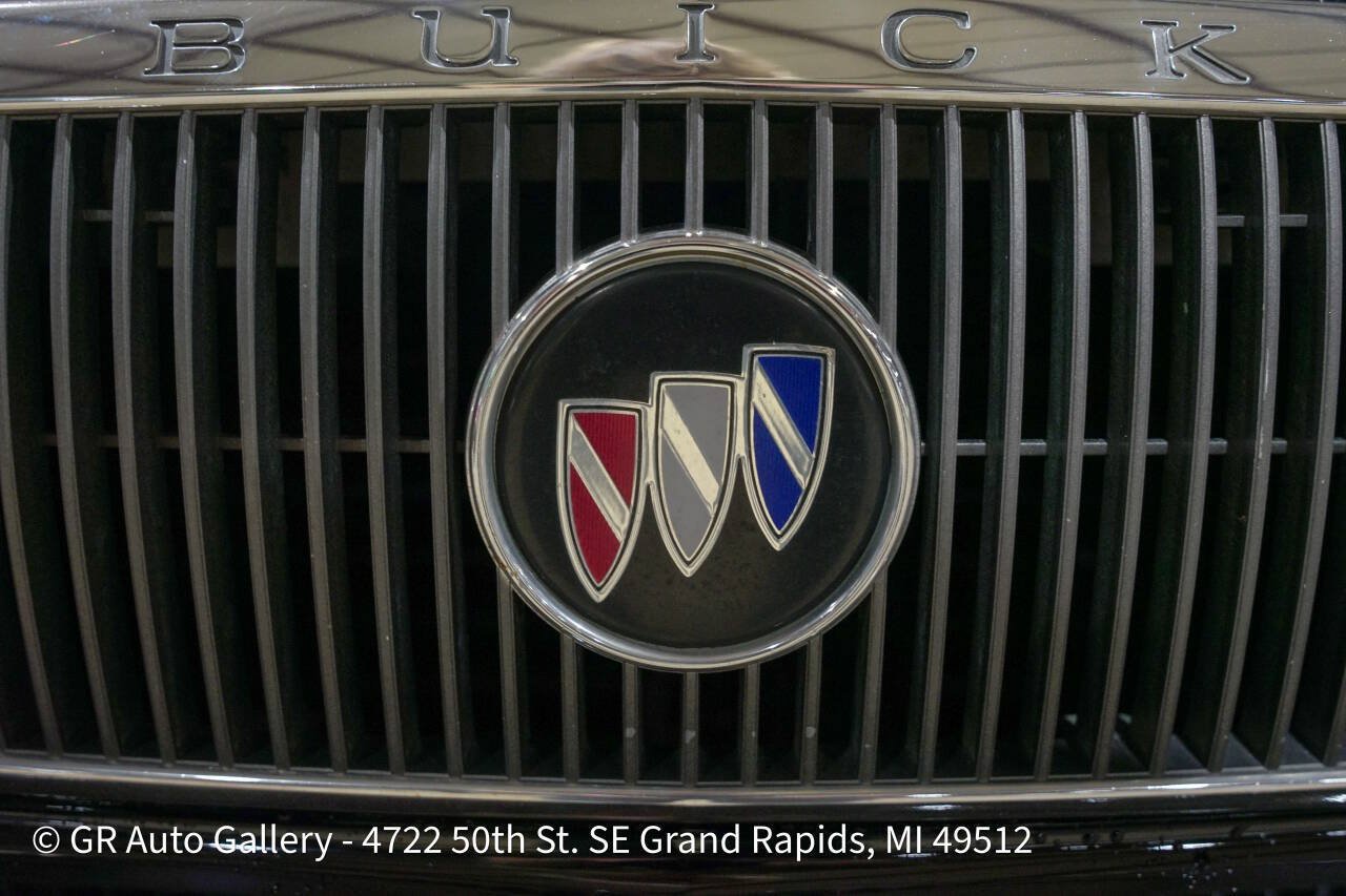 Used 2004 Buick Century Custom FWD image 21