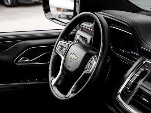 Used 2023 Chevrolet Tahoe Premier w/ LPO, Illumination Package image 12