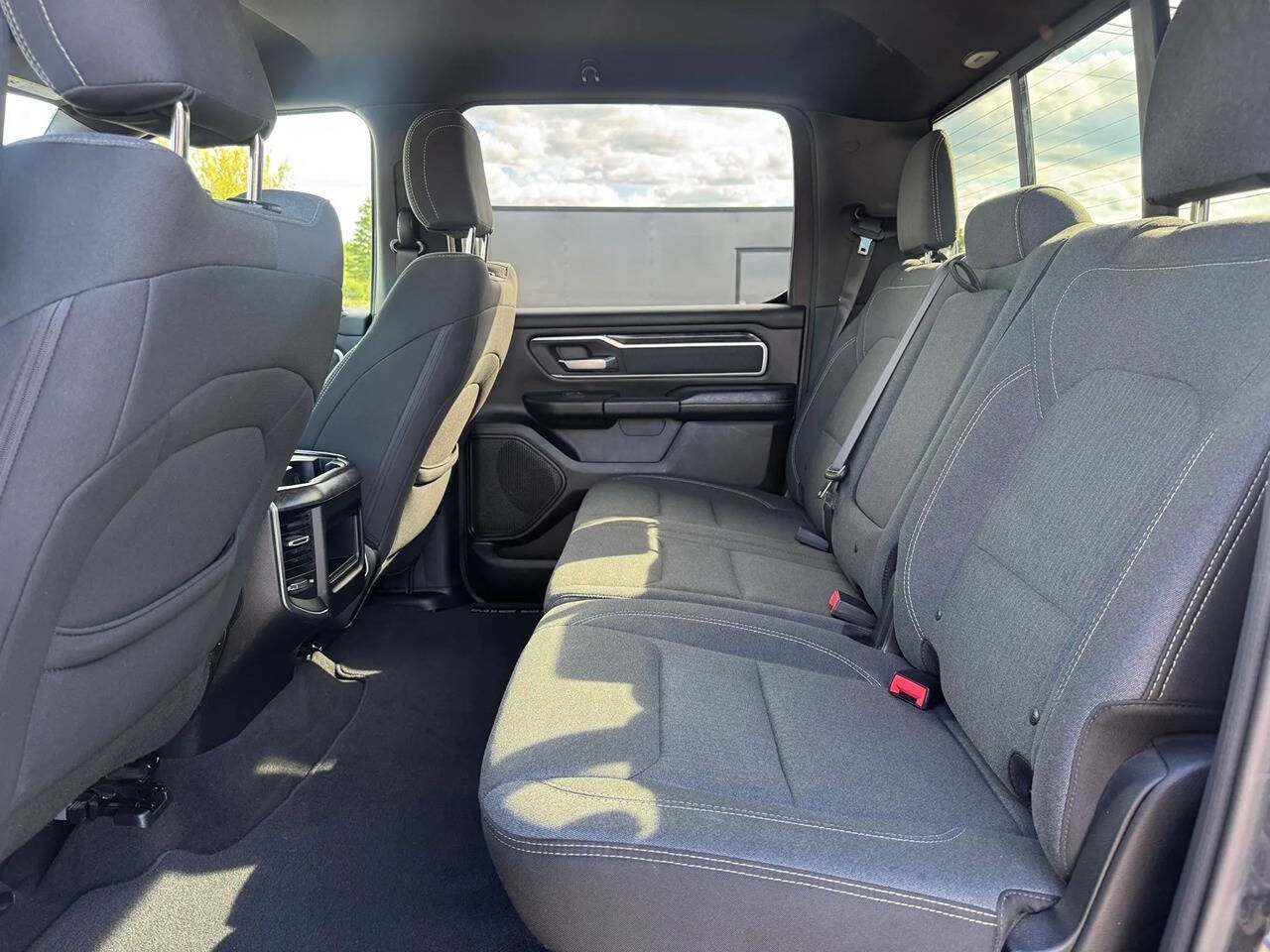 Used 2019 RAM 1500 Big Horn AWD/4WD image 12