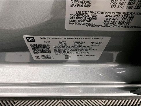 Used 2024 Chevrolet Silverado 1500 High Country w/ High Country Premium Package image 38