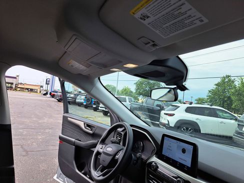 Used 2022 Ford Escape SE AWD/4WD image 18