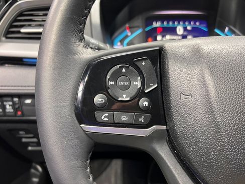 Used 2024 Honda Odyssey Touring image 19