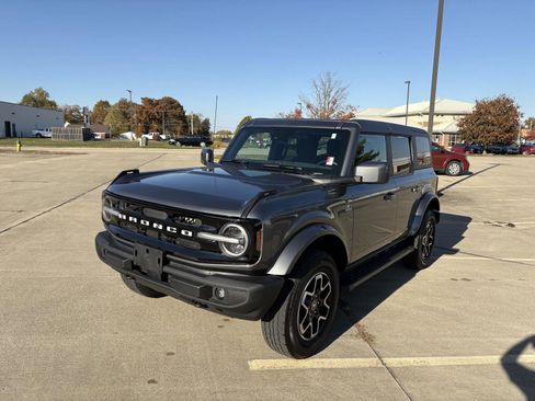 Used 2022 Ford Bronco Outer Banks image 20