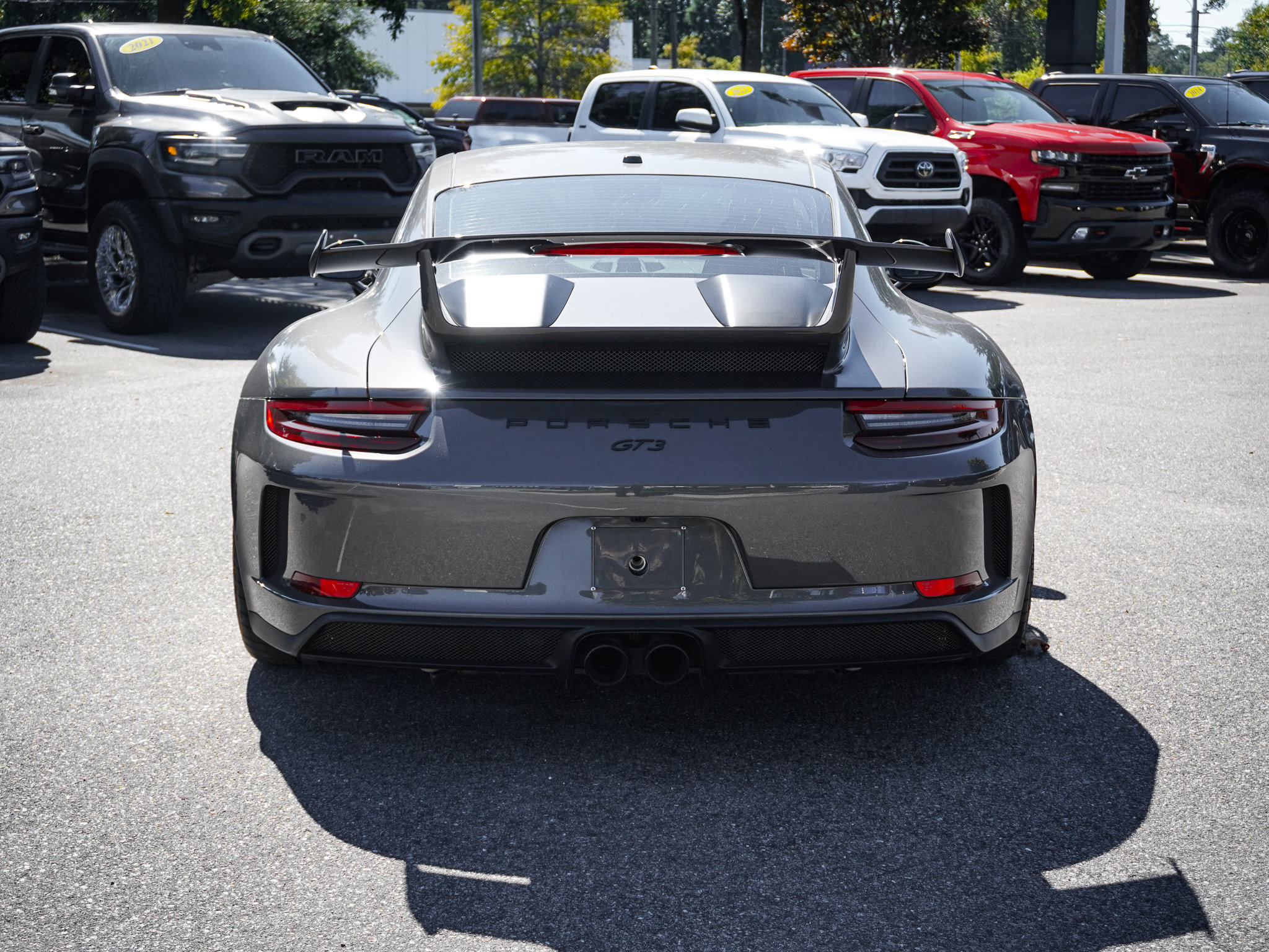 Used 2018 Porsche 911 GT3 w/ Sport Chrono Package RWD image 9