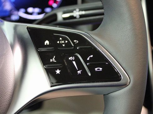 Certified 2026 Mercedes-Benz GLC 350e GLC 350e image 20