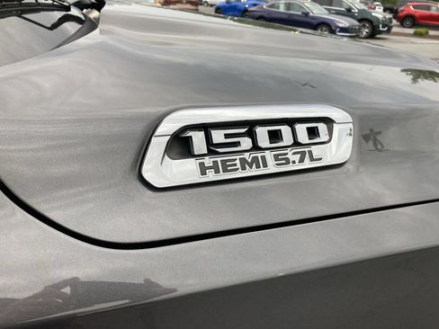 Used 2019 RAM 1500 Big Horn AWD/4WD image 9