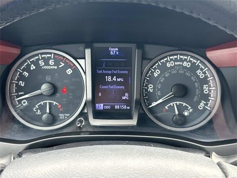 Used 2020 Toyota Tacoma TRD Sport w/ Technology Package image 29