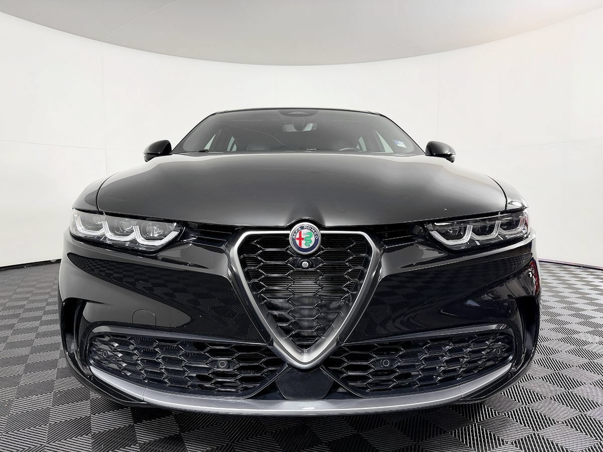 Used 2024 Alfa Romeo Tonale Ti AWD/4WD image 4