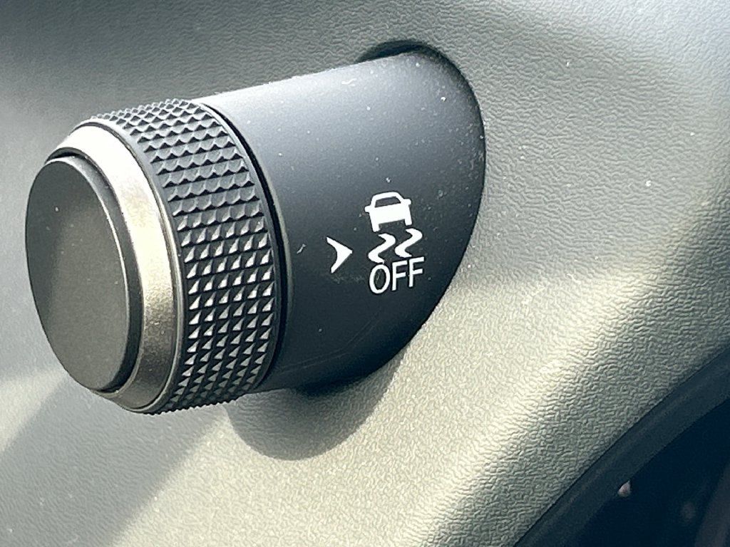 Used 2024 Lexus UX 250h F Sport FWD image 26