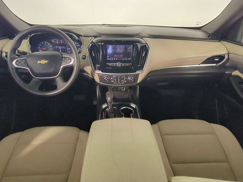 Used 2022 Chevrolet Traverse LS FWD image 18
